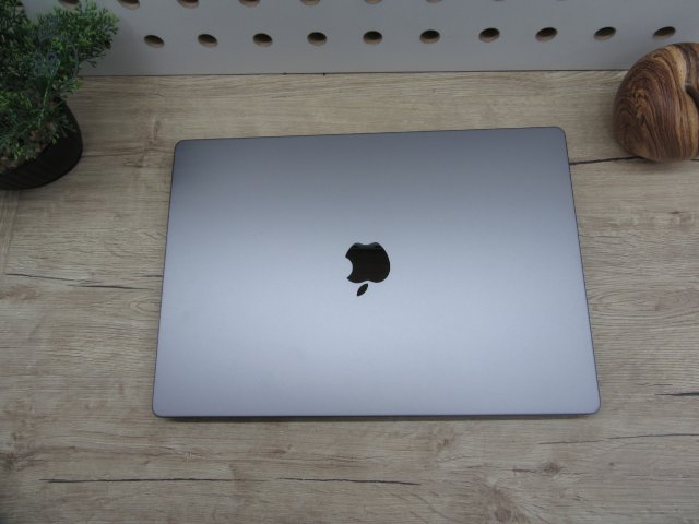 Apple Macbok 16 M1 Pro - 2021 - Új, garanciába cserélt