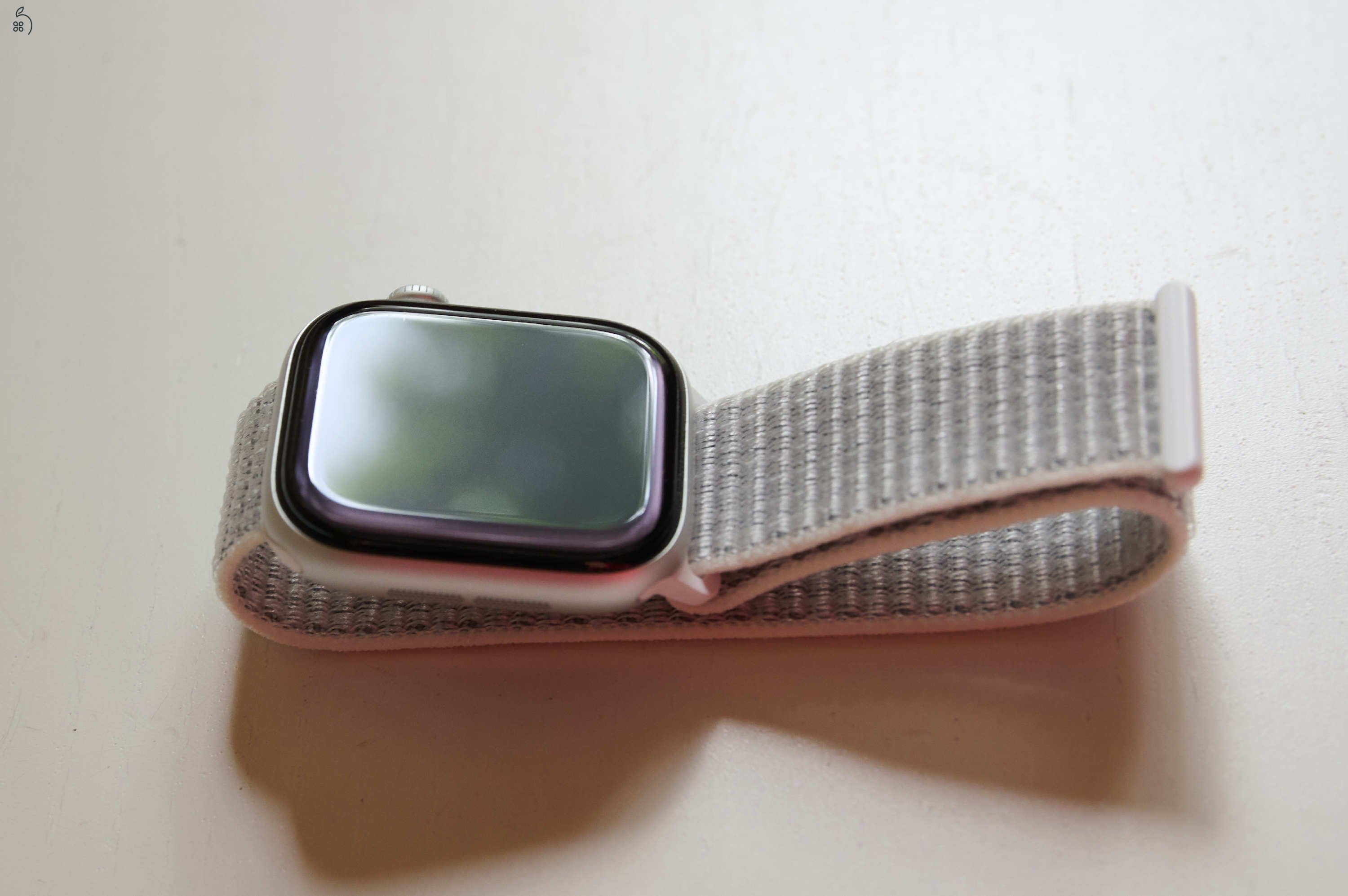 3 hónapos karcmentes watch 10