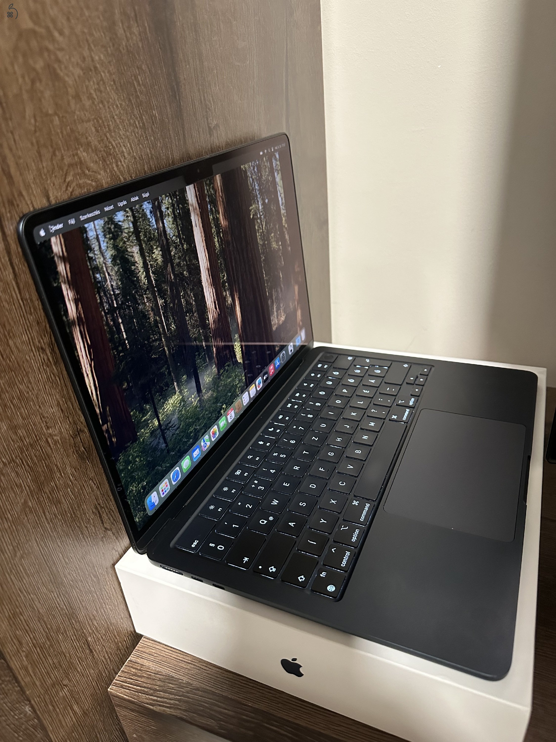 Macbook AIR 13,6” M2 16GB/512GB SSD! iStyle számla! Apple garancia
