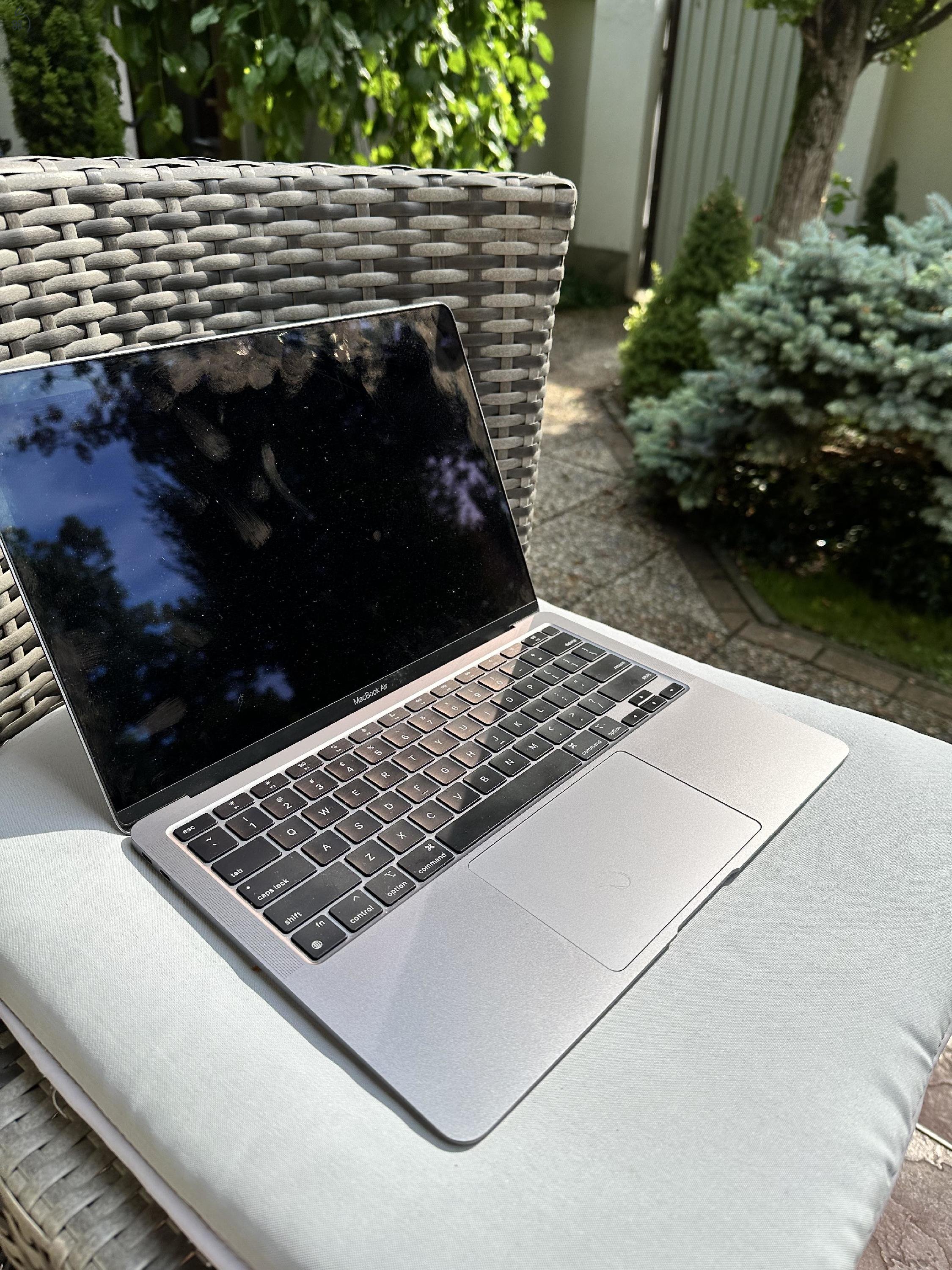 Eladó MacBook Air M1 13.3” – kiváló állapotban - 2024 8/256