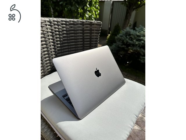 Eladó MacBook Air M1 13.3” – kiváló állapotban - 2024 8/256