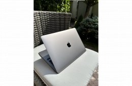 Eladó MacBook Air M1 13.3” – kiváló állapotban - 2024 8/256
