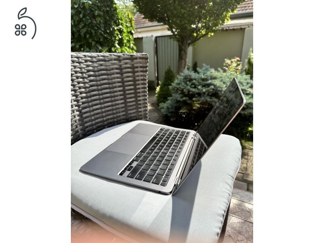 Eladó MacBook Air M1 13.3” – kiváló állapotban - 2024 8/256
