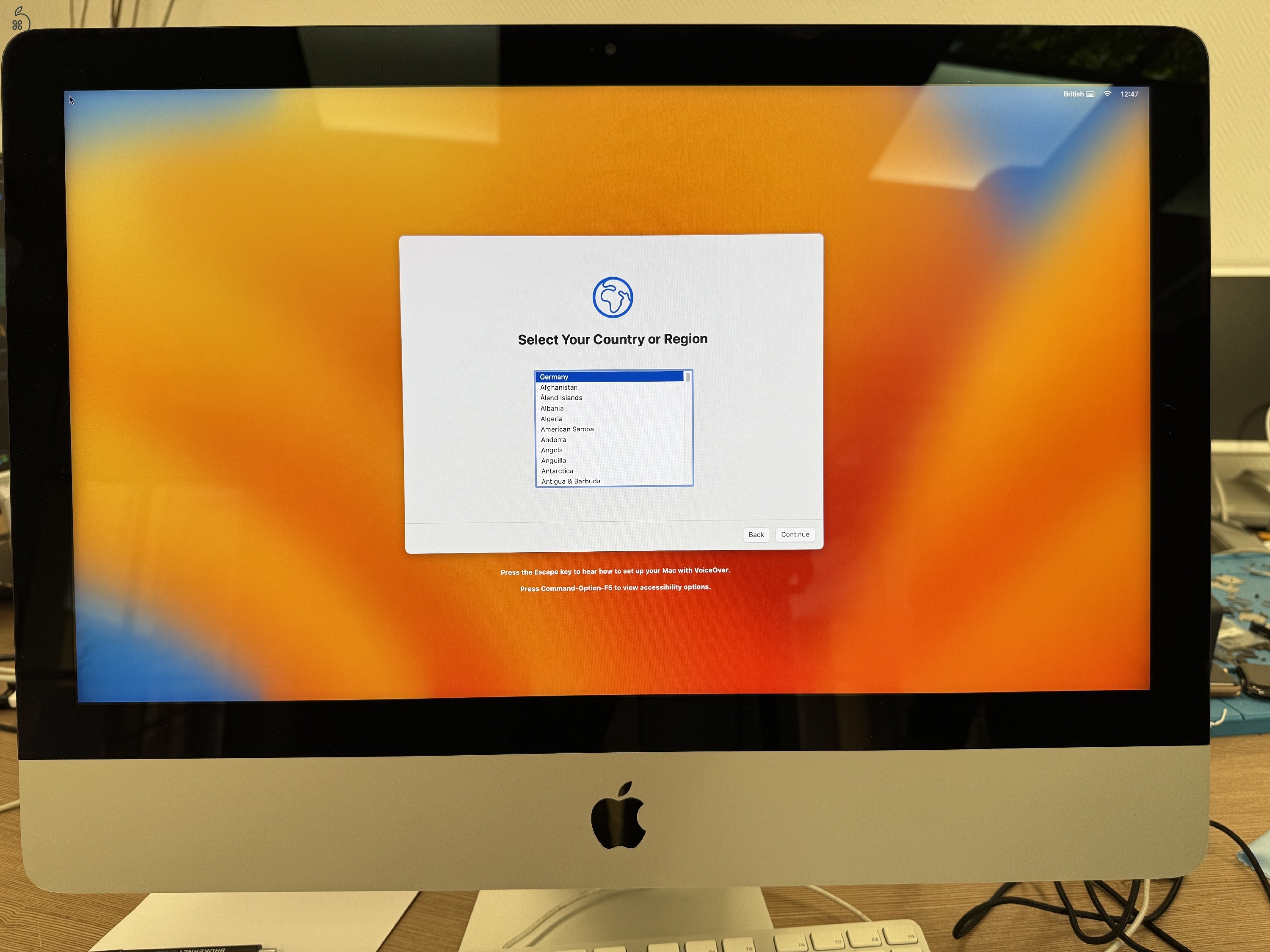 iMac 21,5
