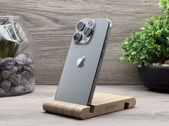 iPhone 15 Pro Natural Titanium 256GB 2 ÉV Garanciával Számlával Aksi 93%