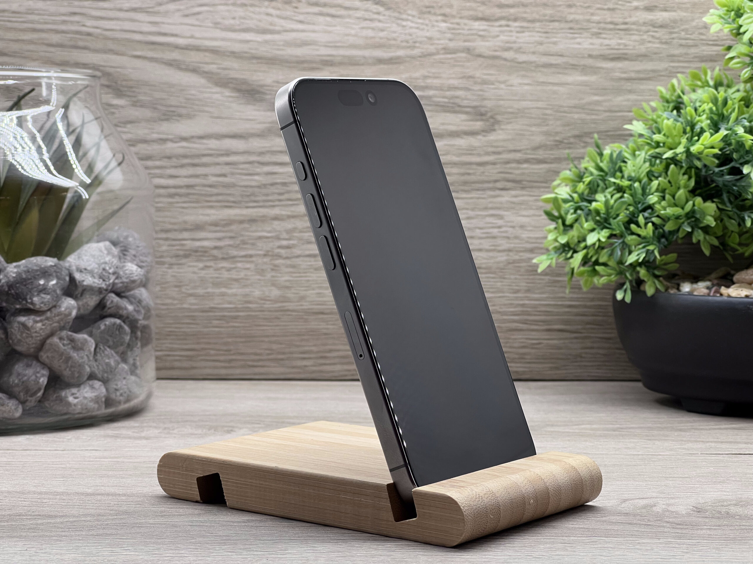iPhone 15 Pro Natural Titanium 256GB 2 ÉV Garanciával Számlával Aksi 93%