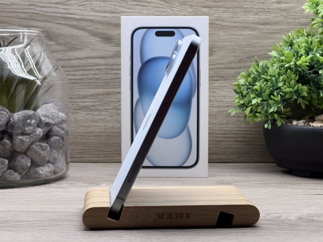 Hibátlan iPhone 15 Blue 128GB 2 ÉV Garanciával Számlával Aksi 90%