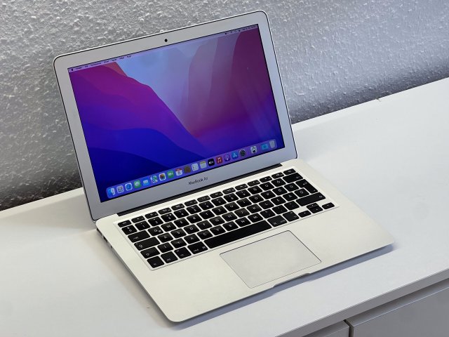 MacBook Air 2017 13 128GB 2 ÉV Garanciával Számlával