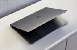 MacBook Air 2020 13 256GB 2 ÉV Garanciával Számlával
