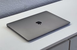 MacBook Air 2020 13 256GB 2 ÉV Garanciával Számlával