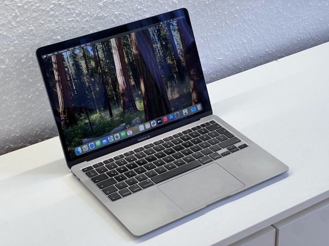 MacBook Air 2020 13 256GB 2 ÉV Garanciával Számlával