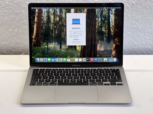 MacBook Air 2020 13 256GB 2 ÉV Garanciával Számlával