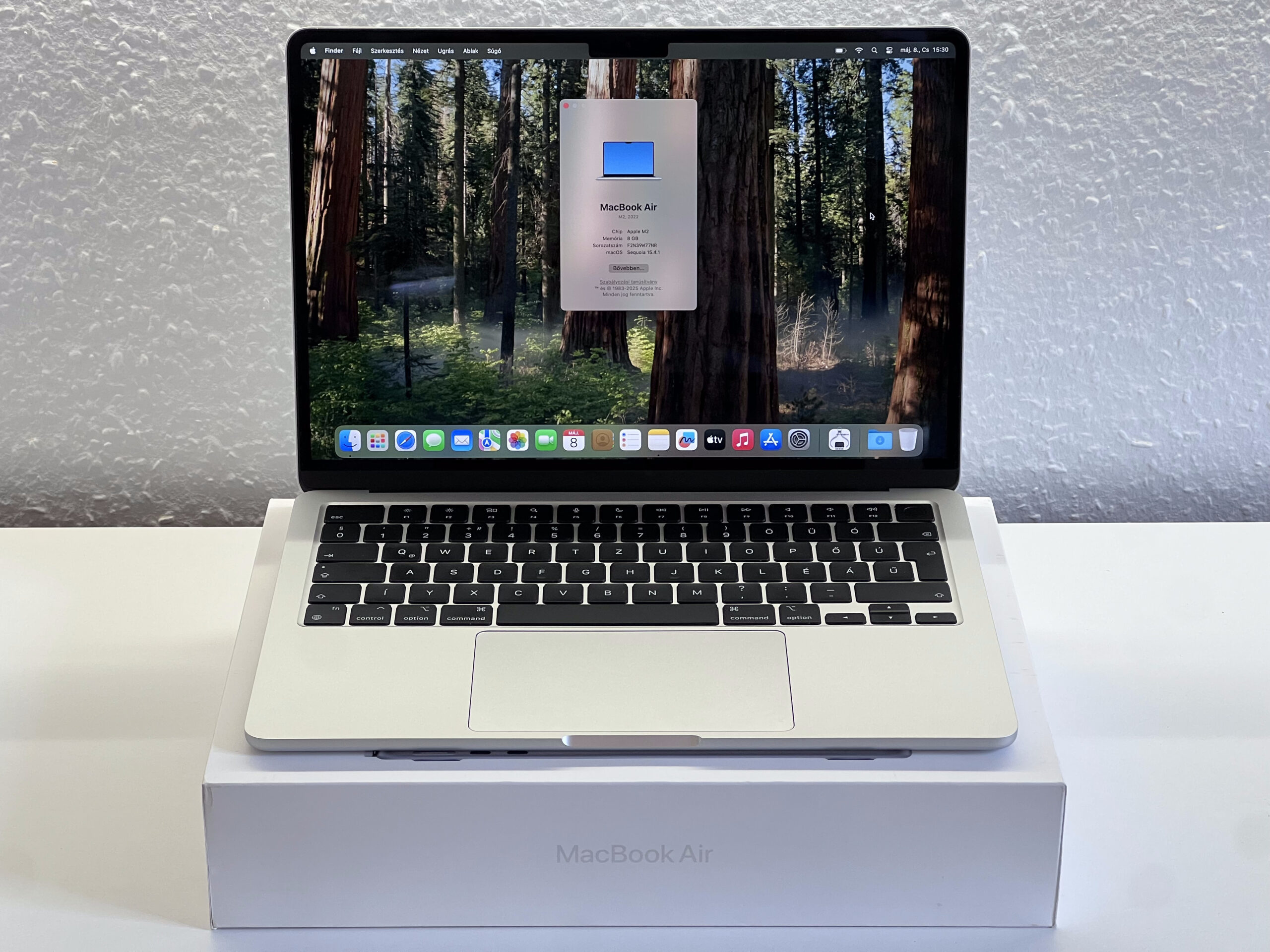 Hibátlan MacBook Air 2022 13 M2 256GB 2 ÉV Garanciával Számlával Aksi 100%