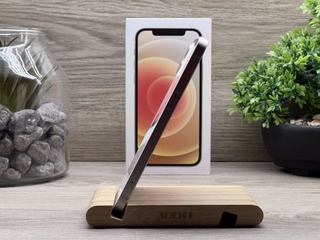 iPhone 12 White 64GB 2 ÉV Garanciával Számlával Aksi 95%