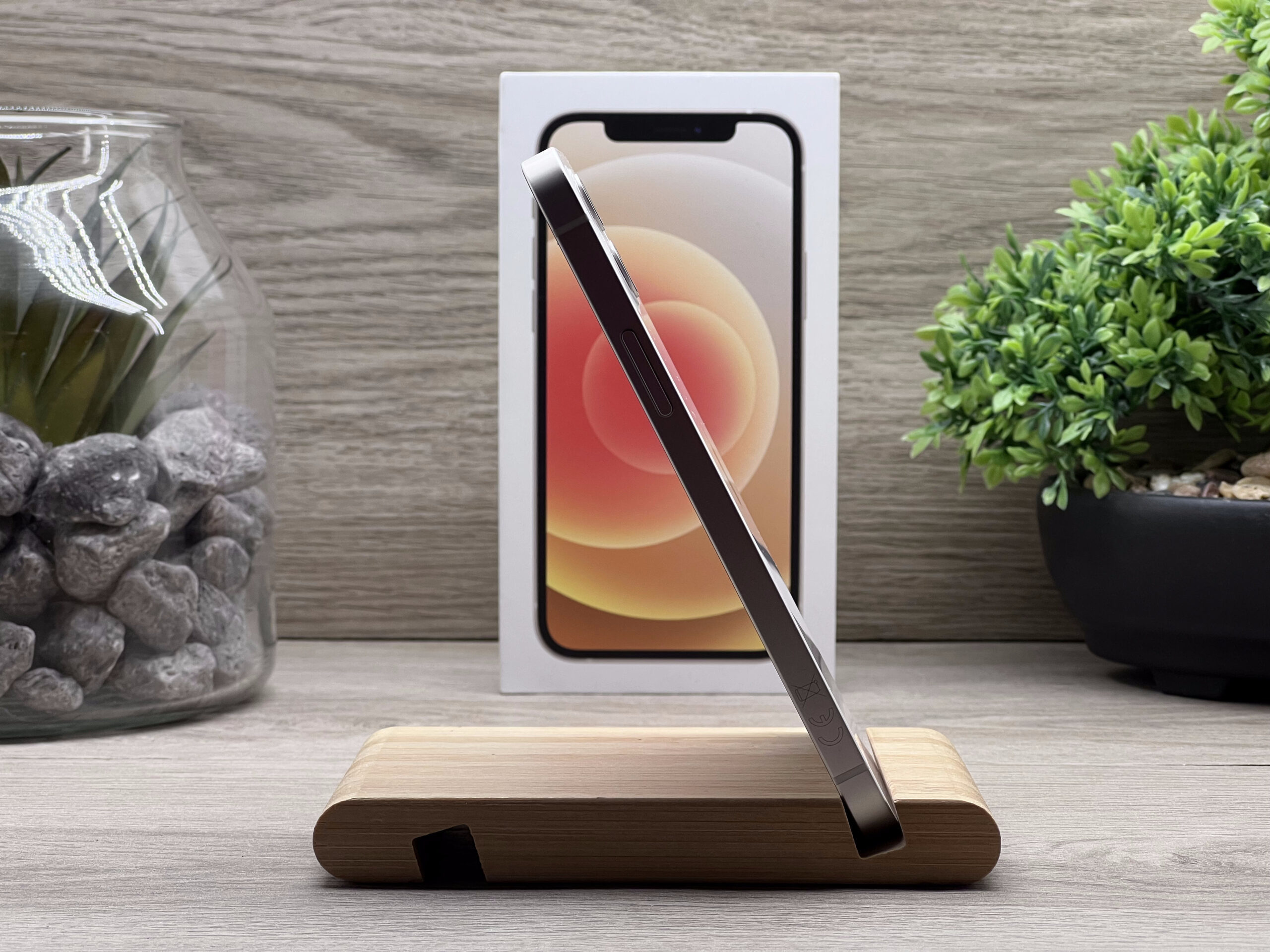 iPhone 12 White 64GB 2 ÉV Garanciával Számlával Aksi 95%