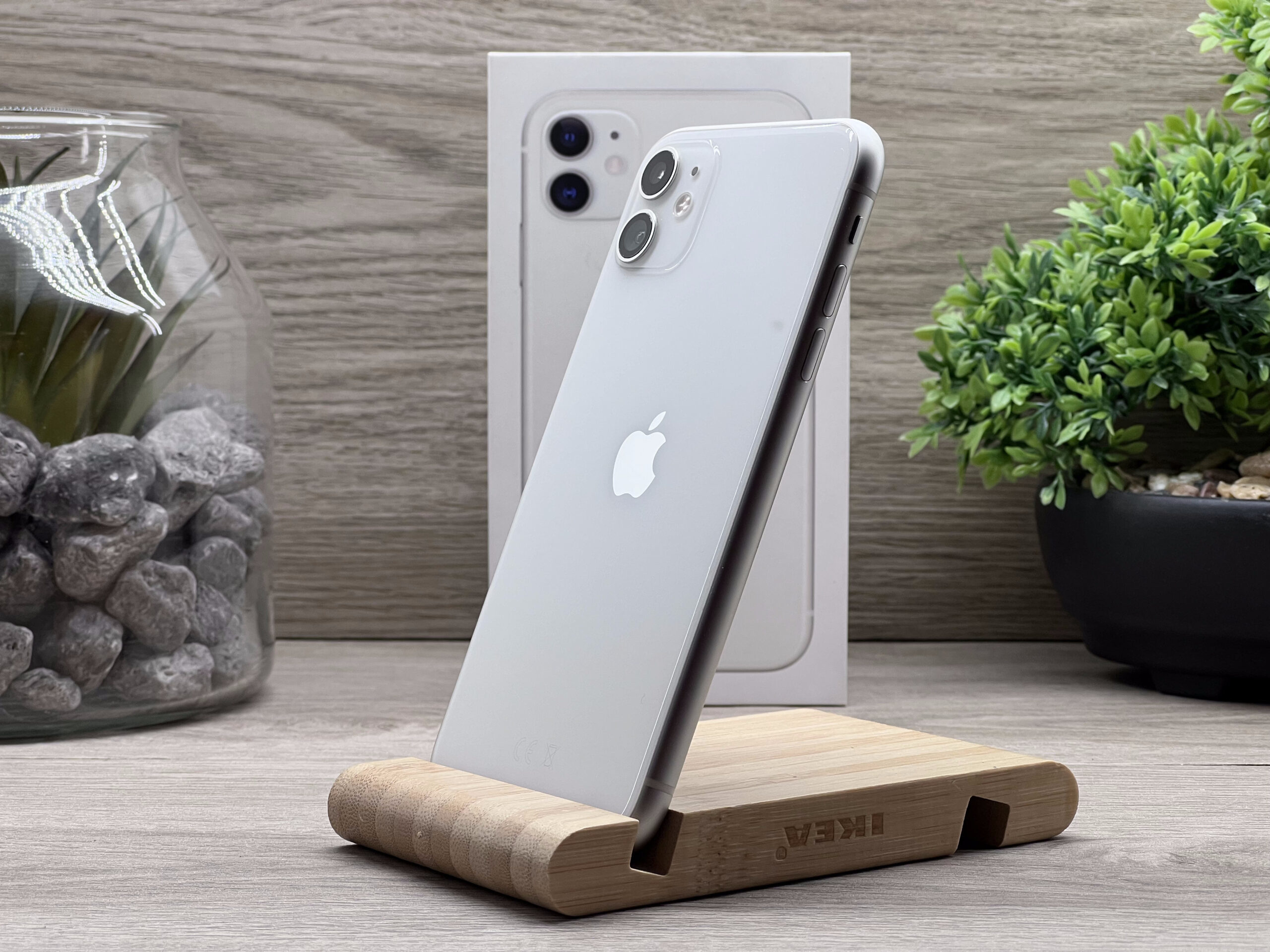 Hibátlan iPhone 11 White 64GB 2 ÉV Garanciával Számlával Aksi 100%