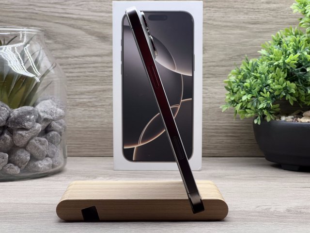 Hibátlan iPhone 16 Pro Max Natural Titanium 256GB 2 ÉV Garanciával Számlával Aksi 100%