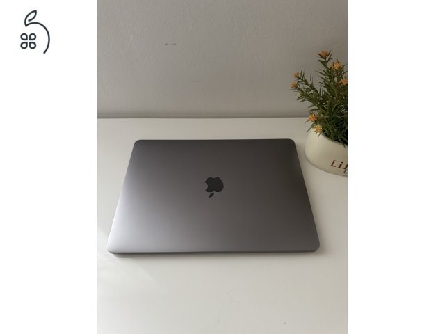 M1 Macbook Pro Retina 13