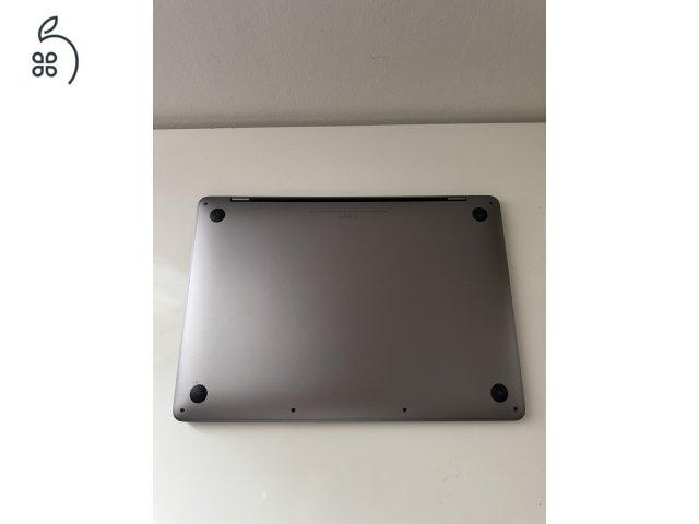 M1 Macbook Pro Retina 13
