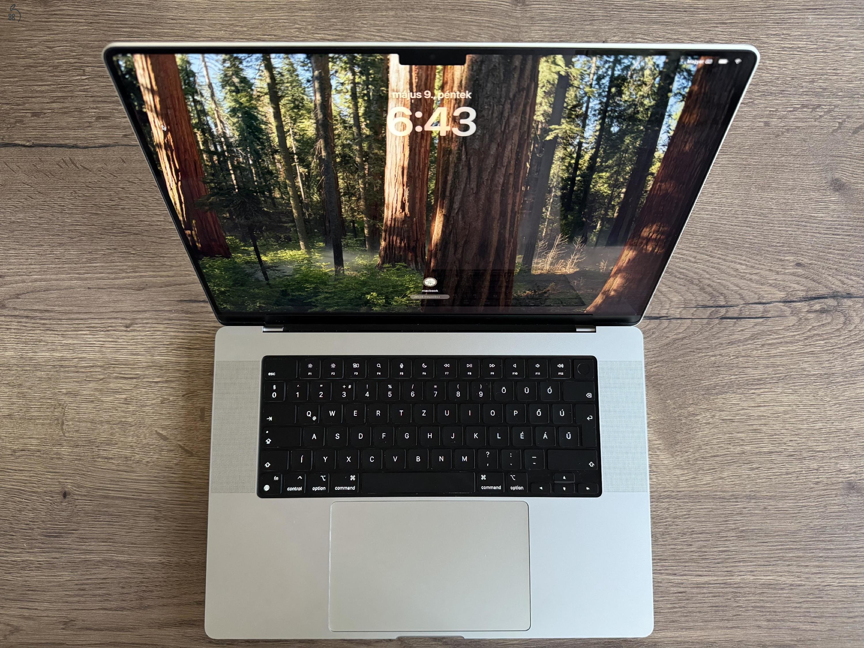 MacBook Pro 16