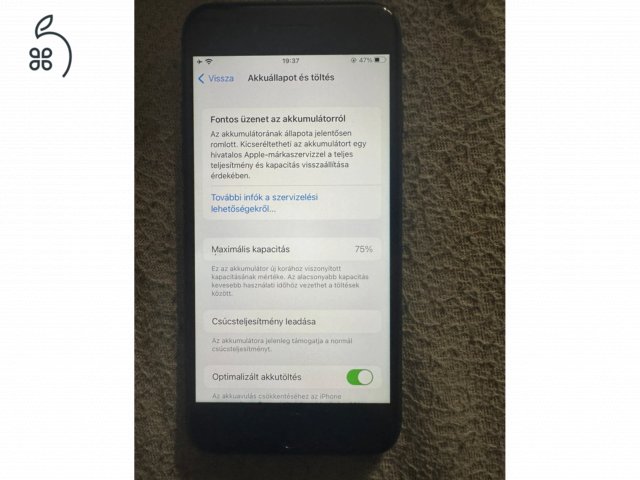 IPhone 8| törött hátlap