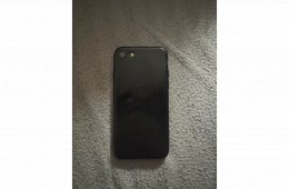 IPhone 8| törött hátlap