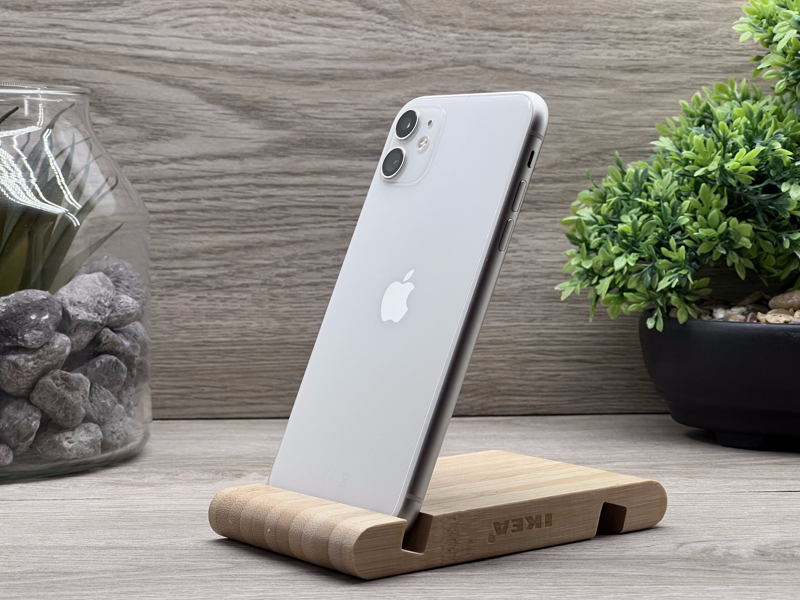 iPhone 11 White 64GB 2 ÉV Garanciával Számlával Aksi 100%