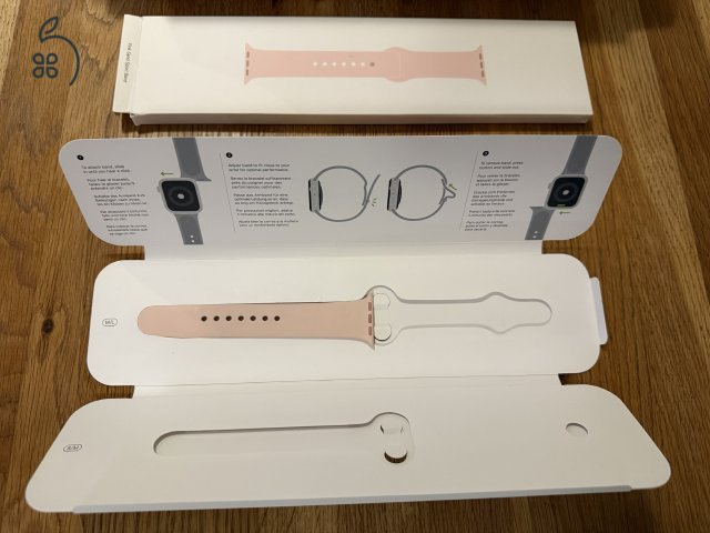 Apple Watch S4 40mm Gold Aluminum Pink Sand (GPS + CEL)