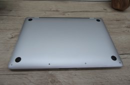 Apple Retina Macbook Pro 13 M1 Touchbar - 2021 - Használt, karcmentes