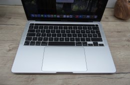 Apple Retina Macbook Pro 13 M1 Touchbar - 2021 - Használt, karcmentes