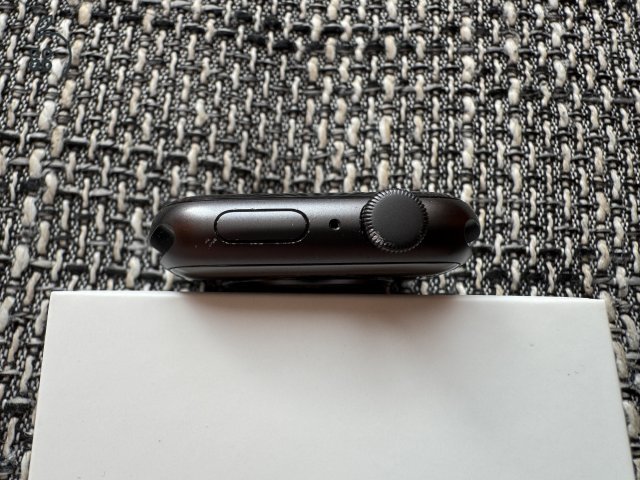 Apple Watch SE (2020) Space Gray 44 mm, 89% aksi, Apple.com számla