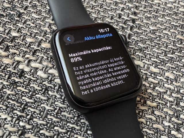 Apple Watch SE (2020) Space Gray 44 mm, 89% aksi, Apple.com számla