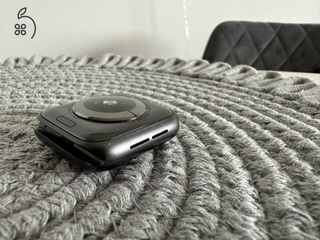 Apple Watch S5 (akku:84%) space gray 40mm