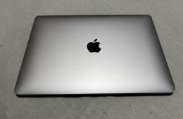 MacBook Air Retina 13