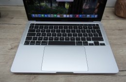  Apple Retina Macbook Pro 13 M1 Touchbar - 2021 - Használt, karcmentes 