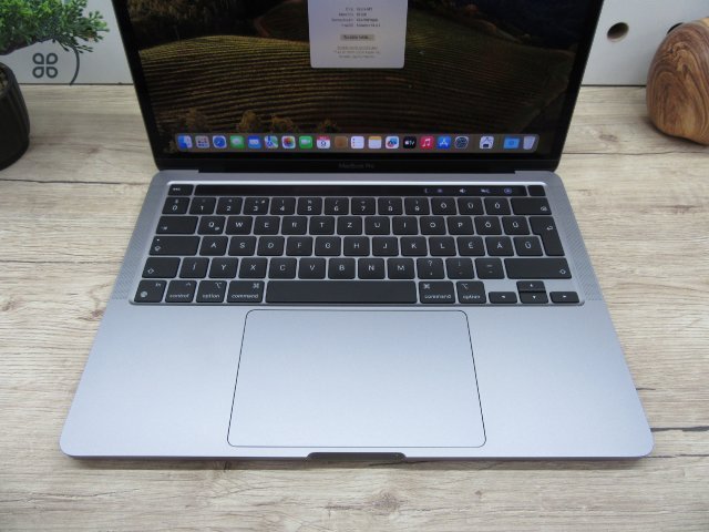  Apple Retina Macbook Pro 13 M2 Touchbar - 2021 - Használt, karcmentes 