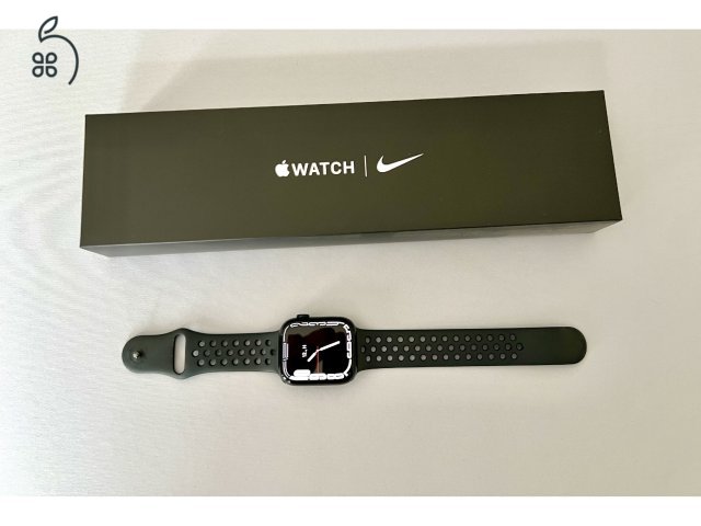 Apple Watch 7 45 mm Nike fekete 