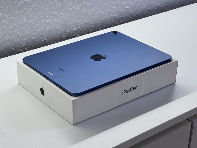 iPad Air 5th Generáció Blue 64GB 2 Év Garanciával Számlával