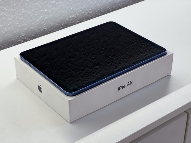 iPad Air 5th Generáció Blue 64GB 2 Év Garanciával Számlával