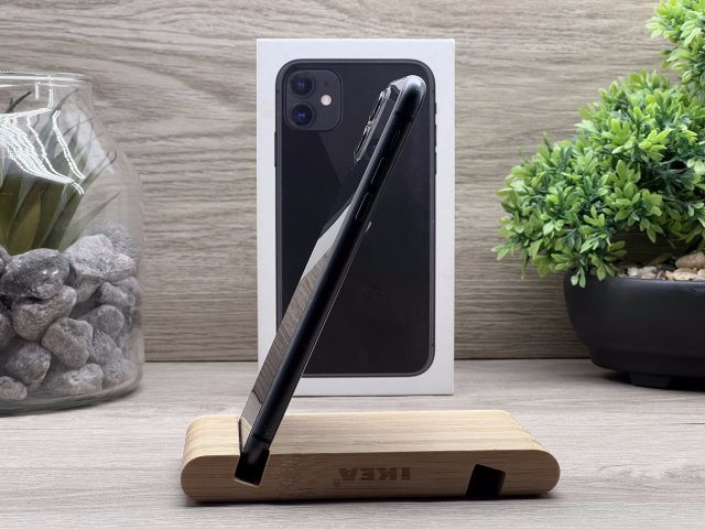 iPhone 11 Black 64GB 2 ÉV Garanciával Számlával Aksi 100%