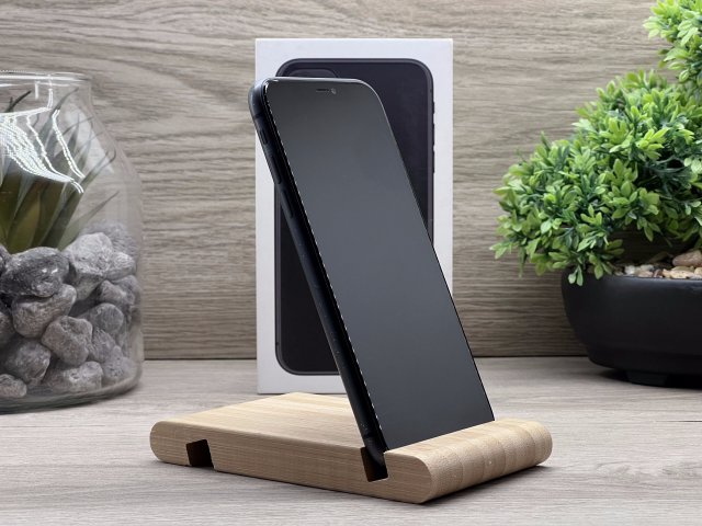 iPhone 11 Black 64GB 2 ÉV Garanciával Számlával Aksi 100%