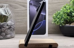 Hibátlan iPhone 16 Pro Max Black Titanium 256GB 2 ÉV Garanciával Számlával Aksi 100%