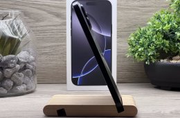 Hibátlan iPhone 16 Pro Max Black Titanium 256GB 2 ÉV Garanciával Számlával Aksi 100%