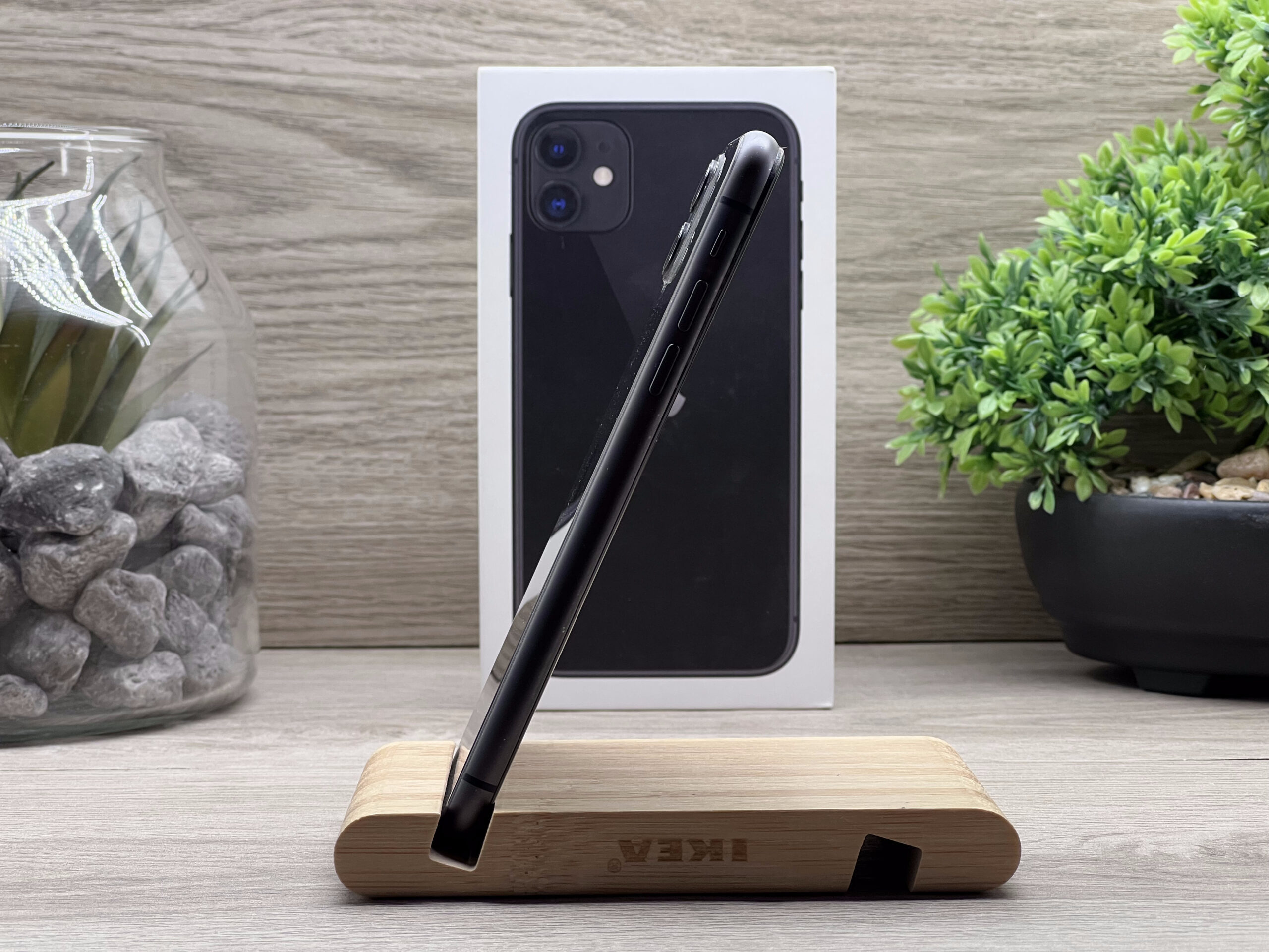 iPhone 11 Black 128GB 2 ÉV Garanciával Számlával Aksi 100%