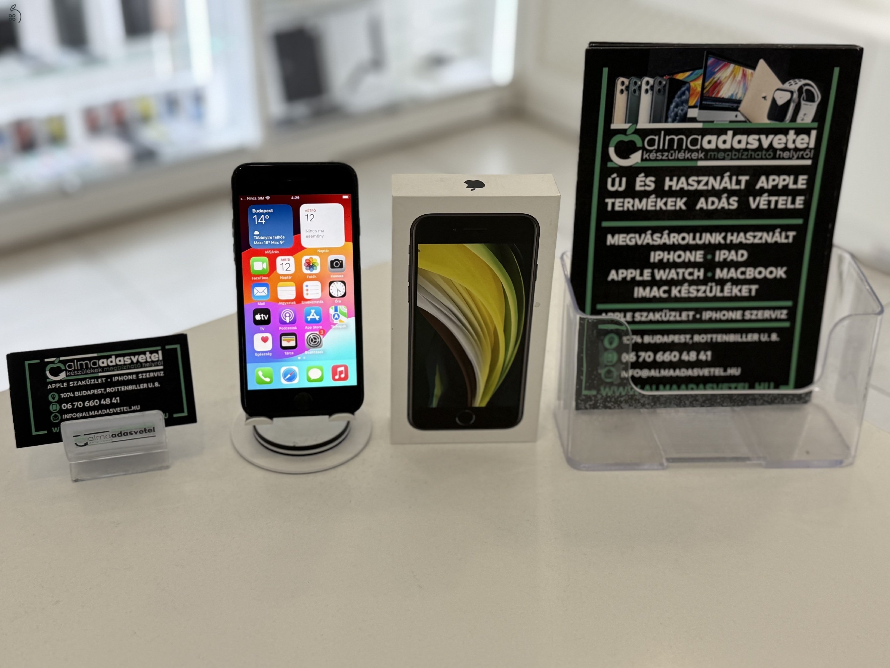 iPhone SE 2020 64GB Független Újszerű/1-3 hónap gar./Akku 100%/p4246