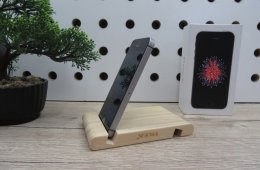 Apple iPhone SE - Space Gray - Új