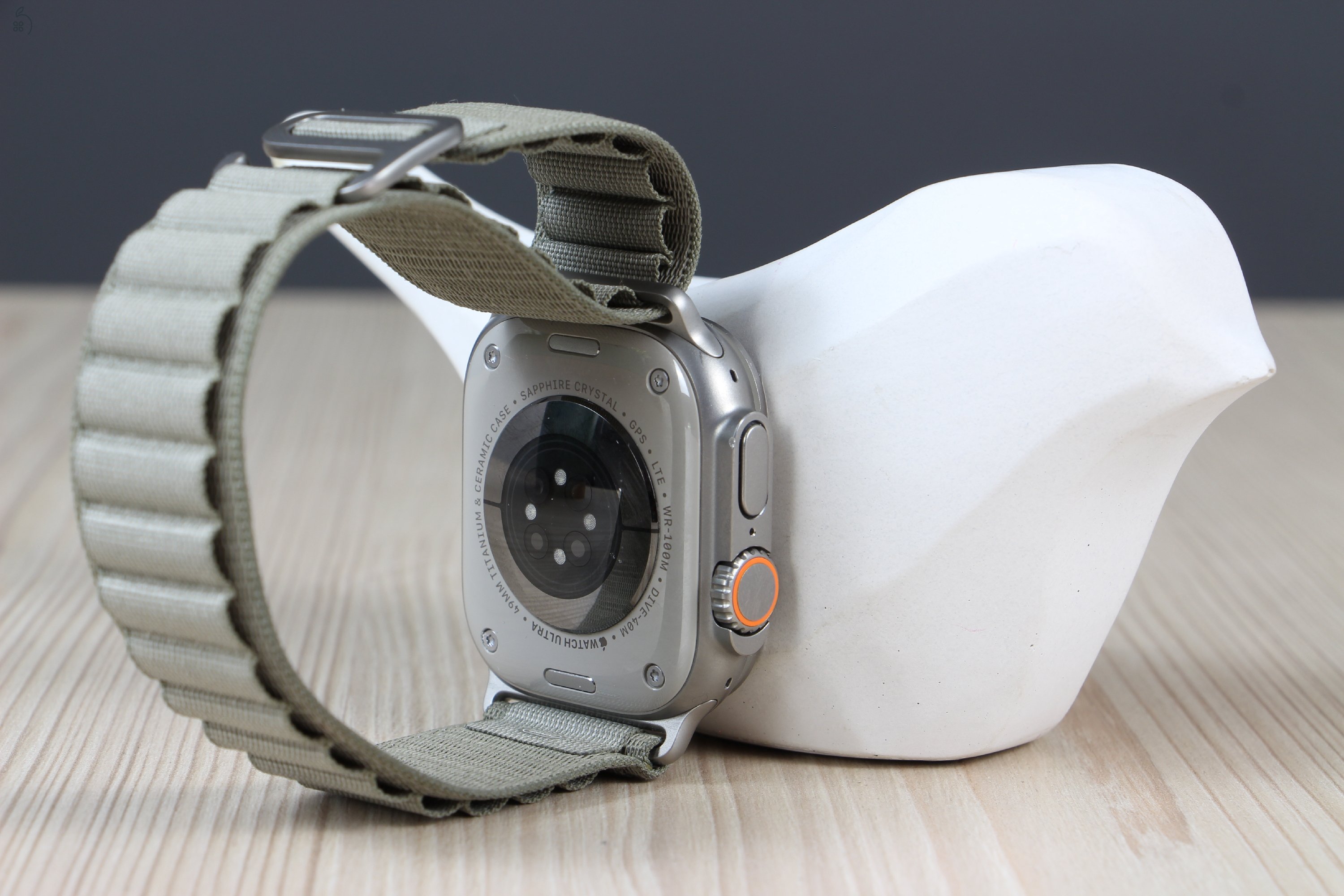 Apple Watch Ultra 1 49mm B US-6697