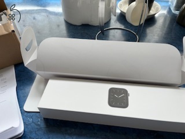 Appla watch series 5