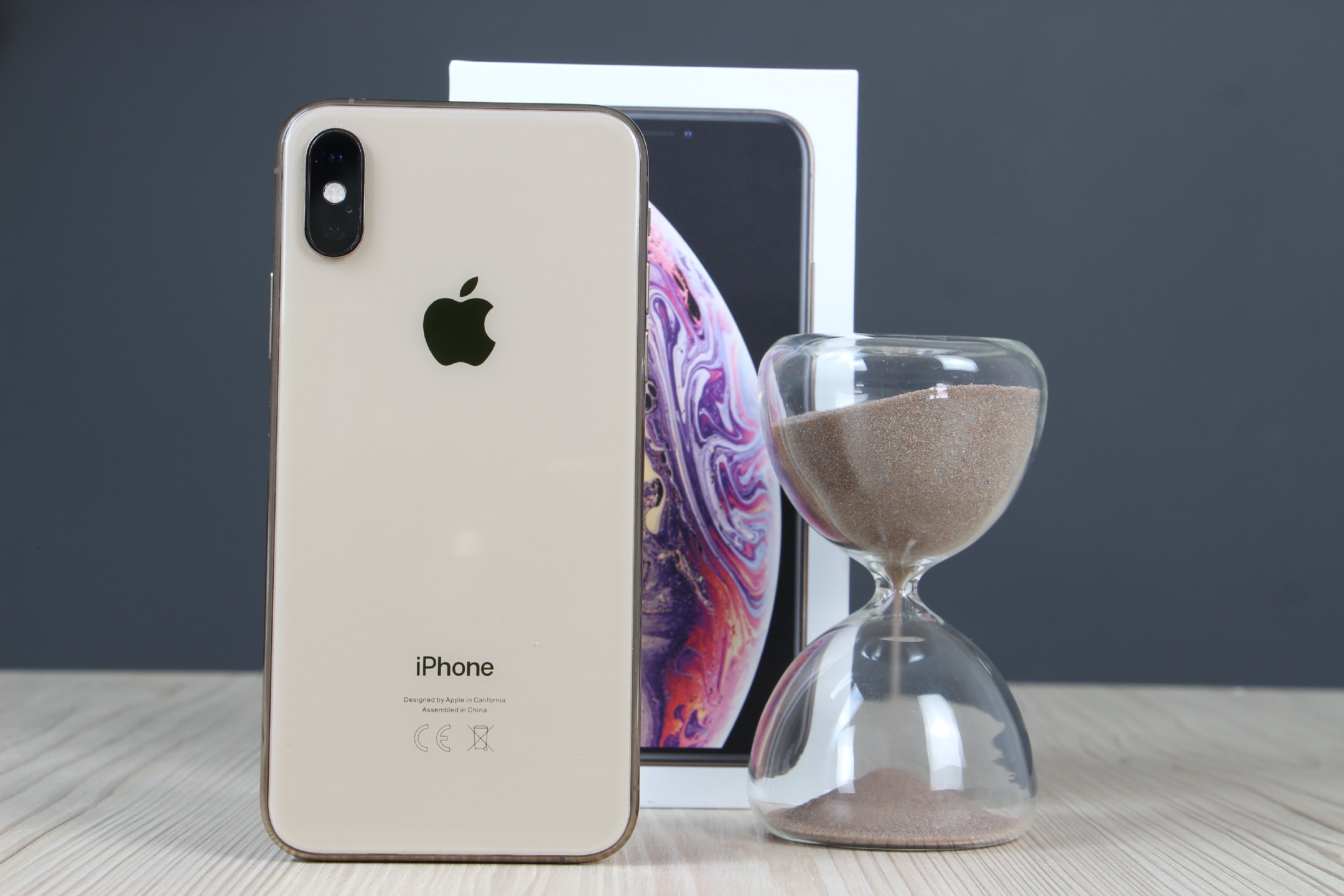 Apple iPhone Xs 256GB Gold B US-6554