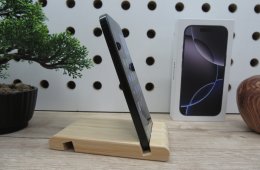 Apple iPhone 15 Pro Max - Black Titanium - Használt, karcmentes